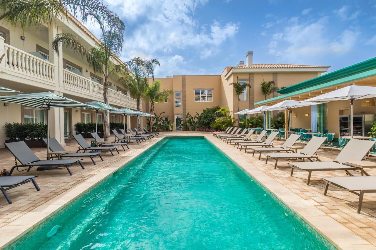 Barcelo La Nucia Palms Hotel Exterior photo Hotel's pool